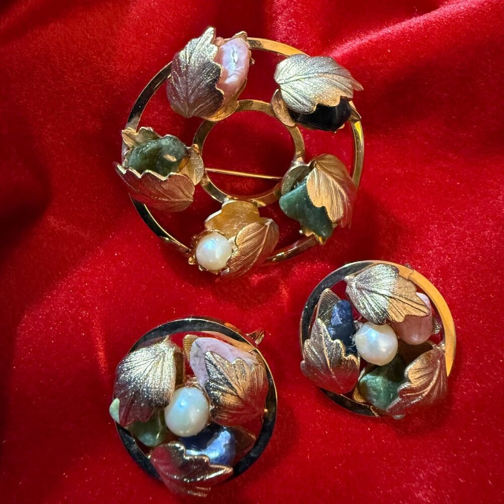 Sarah Coventry Broach and Earring Set